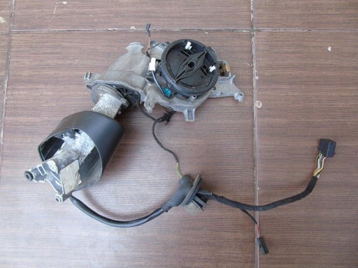 9 - СТОЙКА ЗЕРКАЛА ПРАВАЯ VW TOUAREG II 10-17 13 + 2