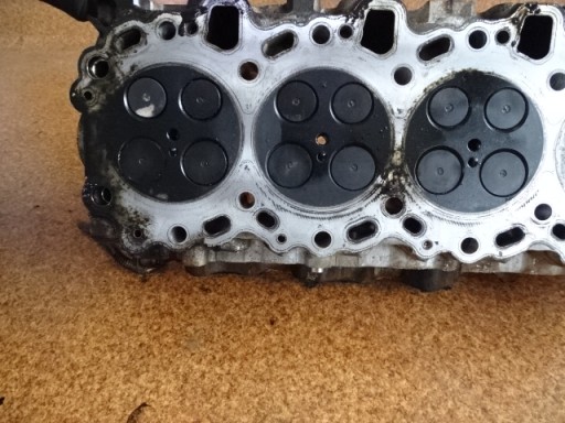 1110128010 - TOYOTA HILUX 07 3.0D ГОЛОВКА