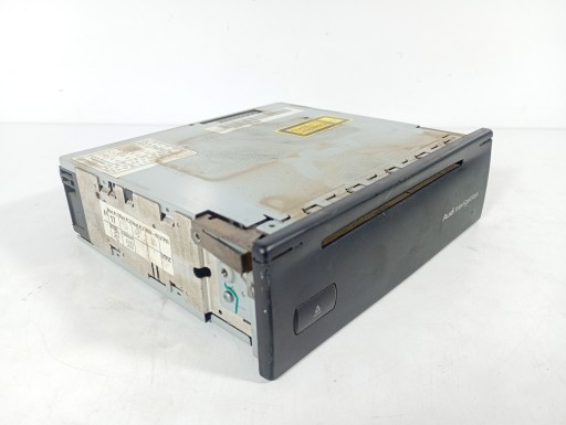 Audi A3 8P 03-12 player navigation devices OE 4B0919887E