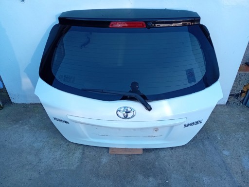 ЗАДНЯЯ ДВЕРЬ TOYOTA YARIS 3 III 5D HB