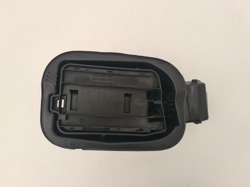 КЛЮЧОК ПАЛЬНОЗАЛИВНОЇ ГРУЗИ SKODA OCTAVIA IV 5E 5E6809702