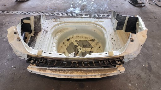 rear panel / sump 2023 LIFTBACK SKODA OCTAVIA IV