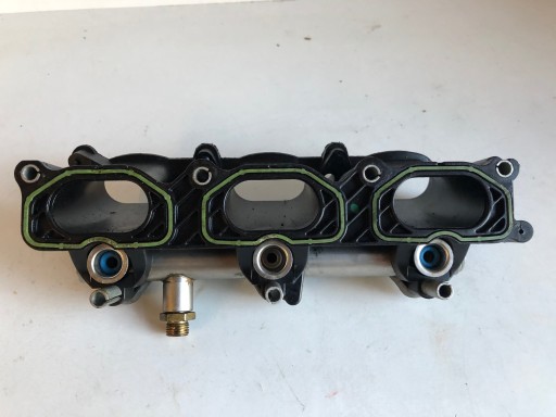 AUDI 3.2 FSI ВПУСКНОЙ КОЛЛЕКТОР 06E133109J