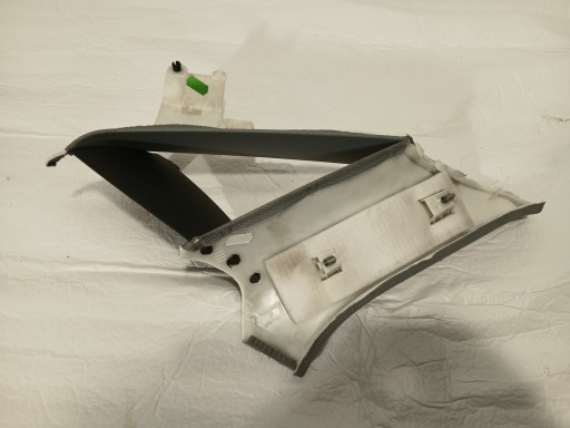 AUDI A4 B9 LIFT cover central SLUPKA C right 8W5867288C