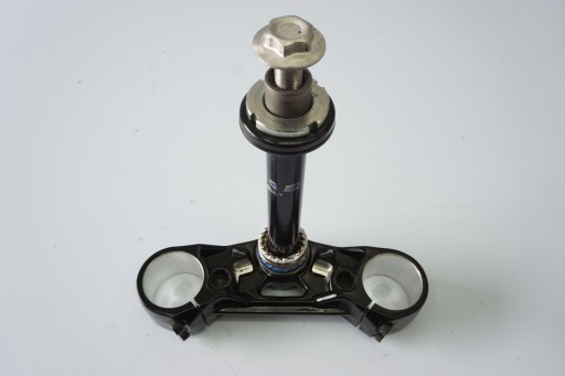 588407078349392 - KTM 125 DUKE 17-23 НИЖНЯЯ ПОЛКА