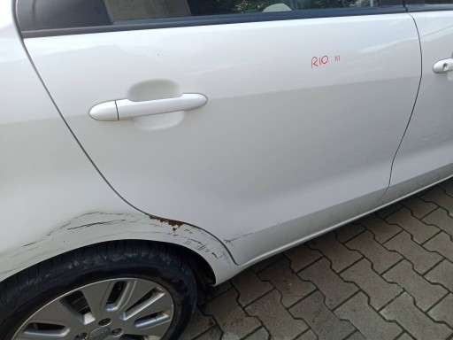 KIA RIO III Tür rechts heck hinten 2011