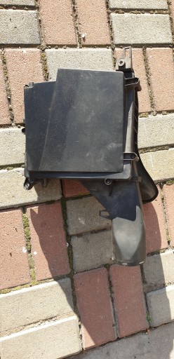 A2750940104 - Корпус повітряного фільтра MERCEDES S W221 S600