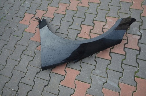 fender left front Mercedes R-klasa W251
