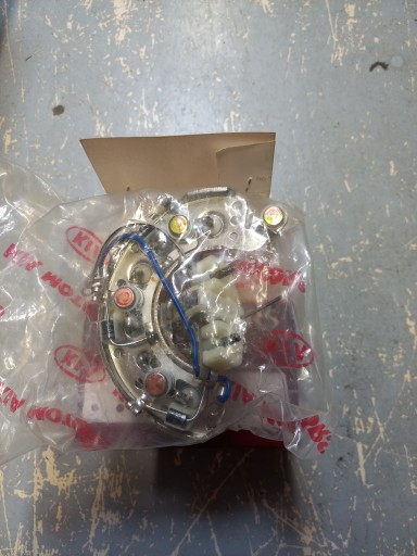 0K65B18W61 - Регулятор напруги kia k2700