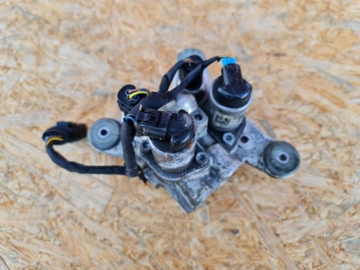 Распределитель клапана porsche 911 991 лифт 99135907704