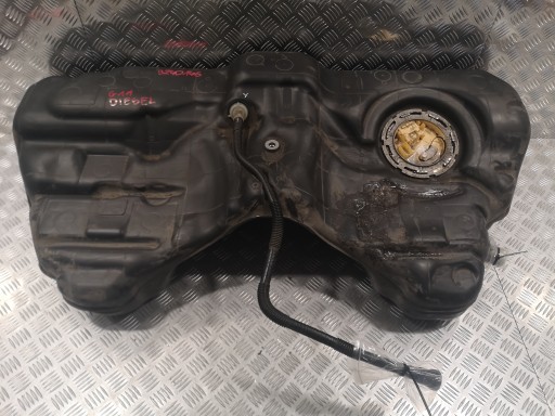 9240146 7358684 - Бензобак паливний бак насос BMW G11 дизель