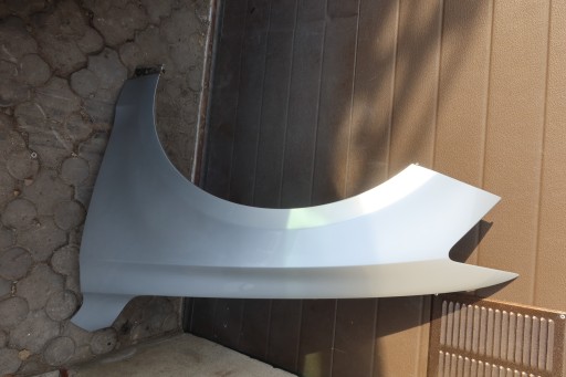 LY9C - Audi q5 8r 8r0 переднее левое крыло