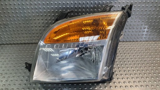 light front left FORD FUSION LIFT 02