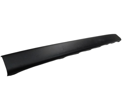 НАКЛАДКА ЗАДНЕГО БАМПЕРА VW PASSAT 4A08074243FZ
