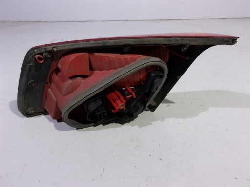 Renault Vel Satis light left to the bonnet
