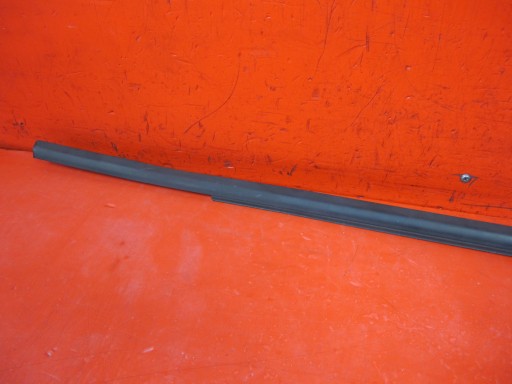 OPEL ASTRA V K moulding dust right front