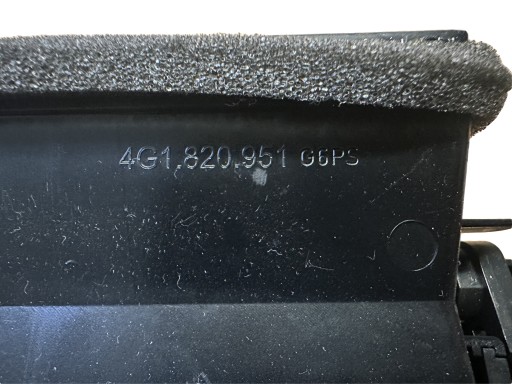 AUDI A6 A7 4G mřížka klími přístrojovky 4G1820951G