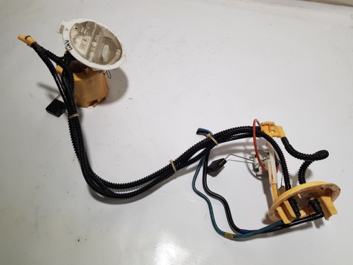 feed pump MERCEDES W212 W218 2124700194 2124700794