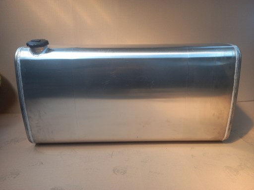 000000WD55 - ПАЛИВНИЙ БАК VOLVO / RENAULT 405L (2200 нетто)