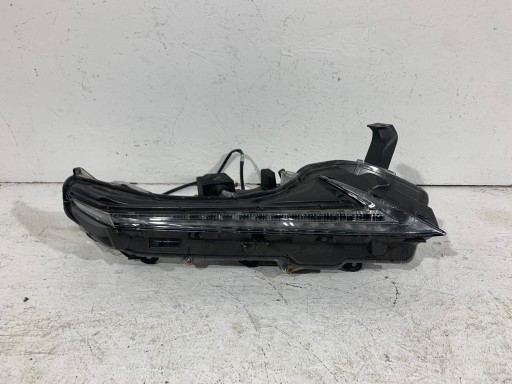 LEXUS IS 250 300 LIFT 16-СВІТЛОДІОДНА ЛАМПА DRL ПРАВА