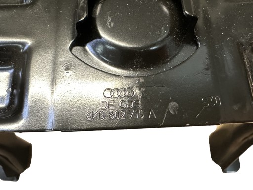 AUDI A4 A5 8K 8T Support plaque Roues de la roue de secours