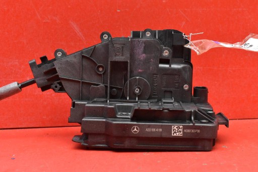 lock door left rear part rear A2220064099 MERCEDES E-KLASA W213 KOMBI 16-21