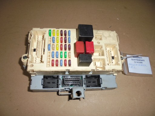 501210100090 - Блок предохранителей maserati quattroporte v 06