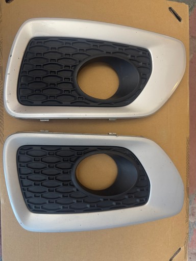 Volvo XC70 решетка радиатора галогенная рамка оригинал