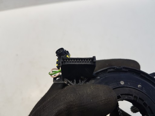 Jaguar XE X760 ring zwijak airbag FK72-14A664-A