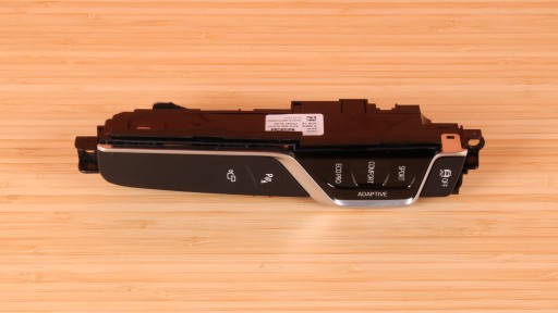 BMW 5 G30 G31 X3 G01 PANEL Console Moyen de la suspension PDC RHD 6993910