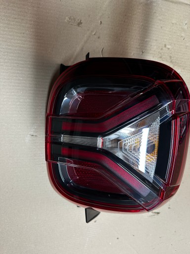 Задня лампа Dacia Duster Daster II підйомник 265558514R