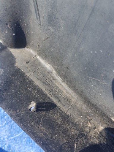 mudguard left front MERCEDES ML W164 1648840922 1648840122