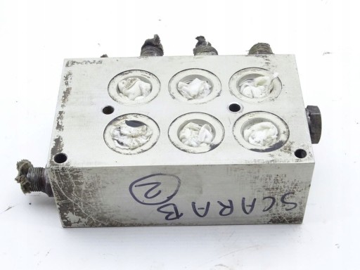 ГІДРАВЛІЧНИЙ РОЗПОДІЛЬНИЙ КЛАПАН STERLING 8F4772B