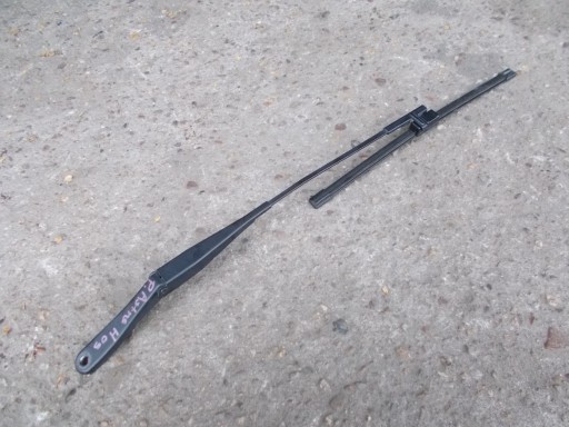 OPEL ASTRA H 1.6 KOMBI 09R wiper arm right front 13111220