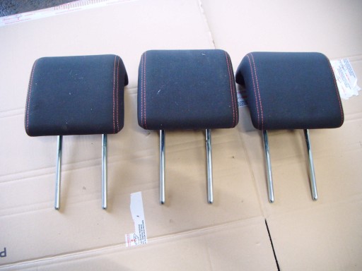 MAZDA 2 II 02-07 ПОДГОЛОВНИКИ ЗАДНИЕ 3 ШТ.