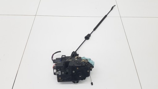 lock door right rear part rear SKODA OCTAVIA 2 7 PIN 7L0839016