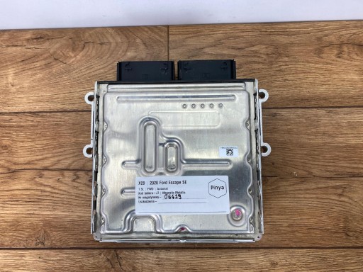 computer control unit of the engine Ford Escape 2015+ USA