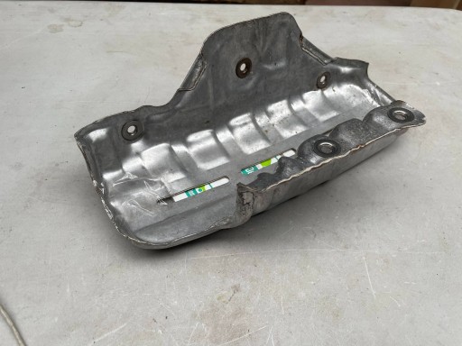 blende abdeckung turbolader VOLKSWAGEN GOLF V 03C253041AM @M