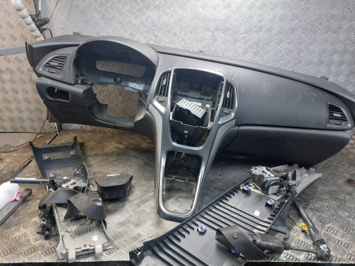 running board airbag POSTRZALOWY cockpit OPEL ASTRA J 13299780 13297098 13297085