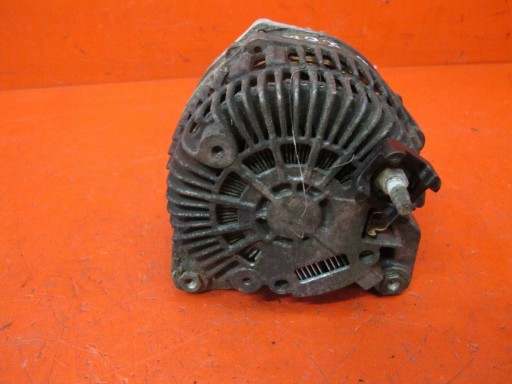 RENAULT ESPACE IV 2.0 DCI M9R760 TRAFIC II VIVARO A ALTERNATOR 8200404464