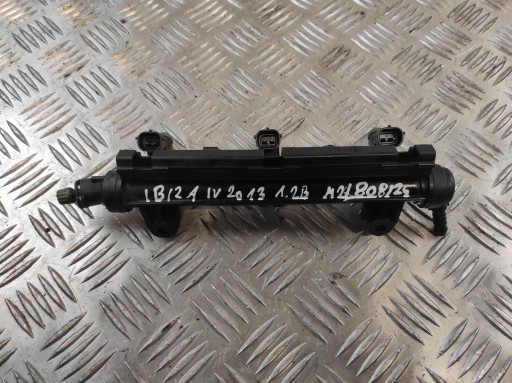 Rampe injection SEAT IBIZA IV 4 1.2 B 03E133320A