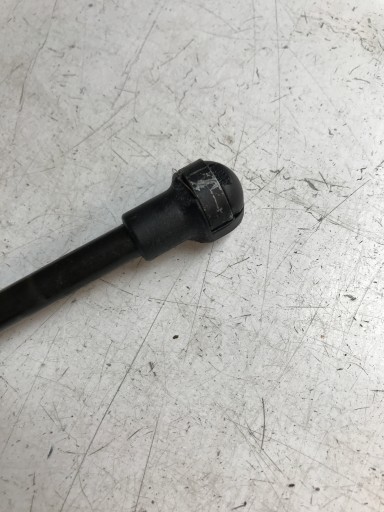 damper bonnet boot TOYOTA AYGO and 689500H010
