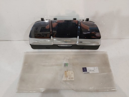 КРИШКА ГАКА ЗАДНЯ КРИШКА ML W166 A1668852424 НОВИЙ