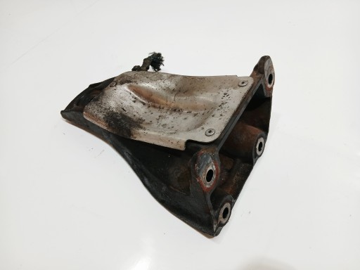 holder engine mount BMW E60 E61 306D3 XD OE 6771072 (0000870)