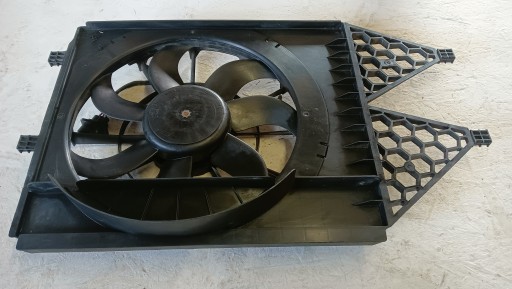 ŠKODA FABIA III 1.0 MPI VENTILÁTOR CHLADIČA 6R0121207 6R0959455E