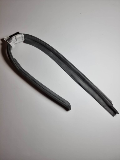 Прокладка скла R107 Mercedes-Benz OE A1077270231