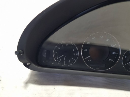 Instruments tachymètre compte tours Mercedes CLK W209 C209 LIFT A2095409511 ANGLIK DIESEL