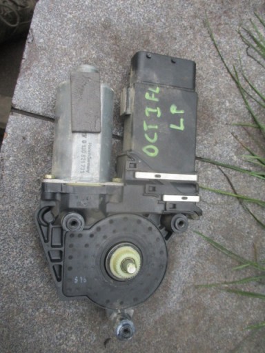 104411-302 - Модуль двигуна переднього лівого скла octavia і fl lift 104411302