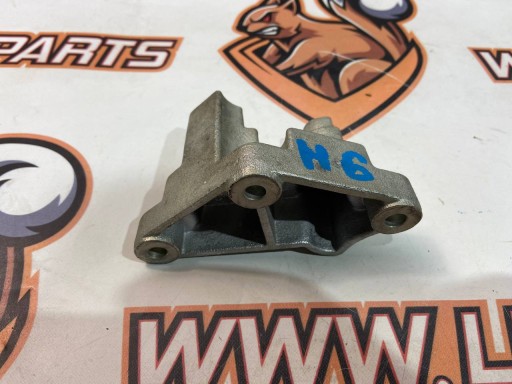 LR114108 - Кронштейн вихлопної труби SPORT L550 K8D2-5K291-AB