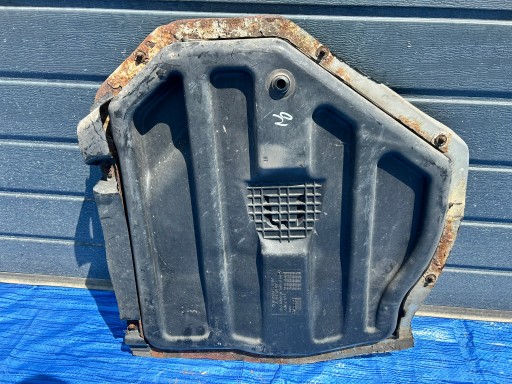 A2046100175 - MERCEDES W207 W204 ПІДЛОГА БАГАЖНИКА ВАННА 2046100175